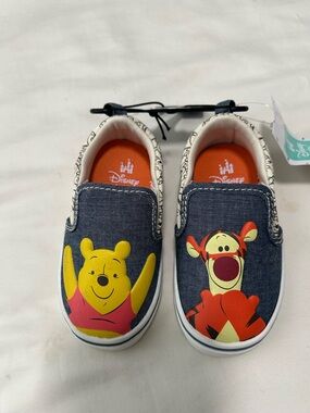 Disney Kids Winnie the Pooh & Tigger Denim Slip-On Shoes - size 5